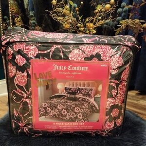 Juicy Couture Floral Satin King 8pc Comforter Set Black w/Pink Leopard Flowers